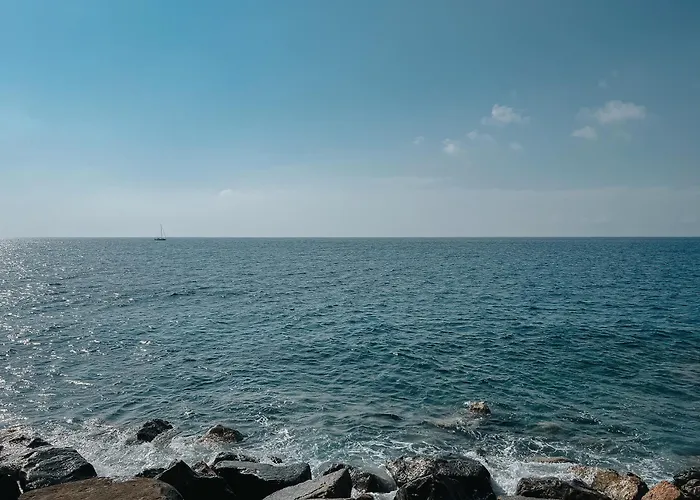 Sea Side Sanremo Vista Mare Apartment *