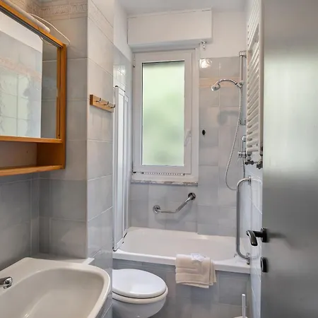 Sea Side Sanremo Vista Mare Apartment *